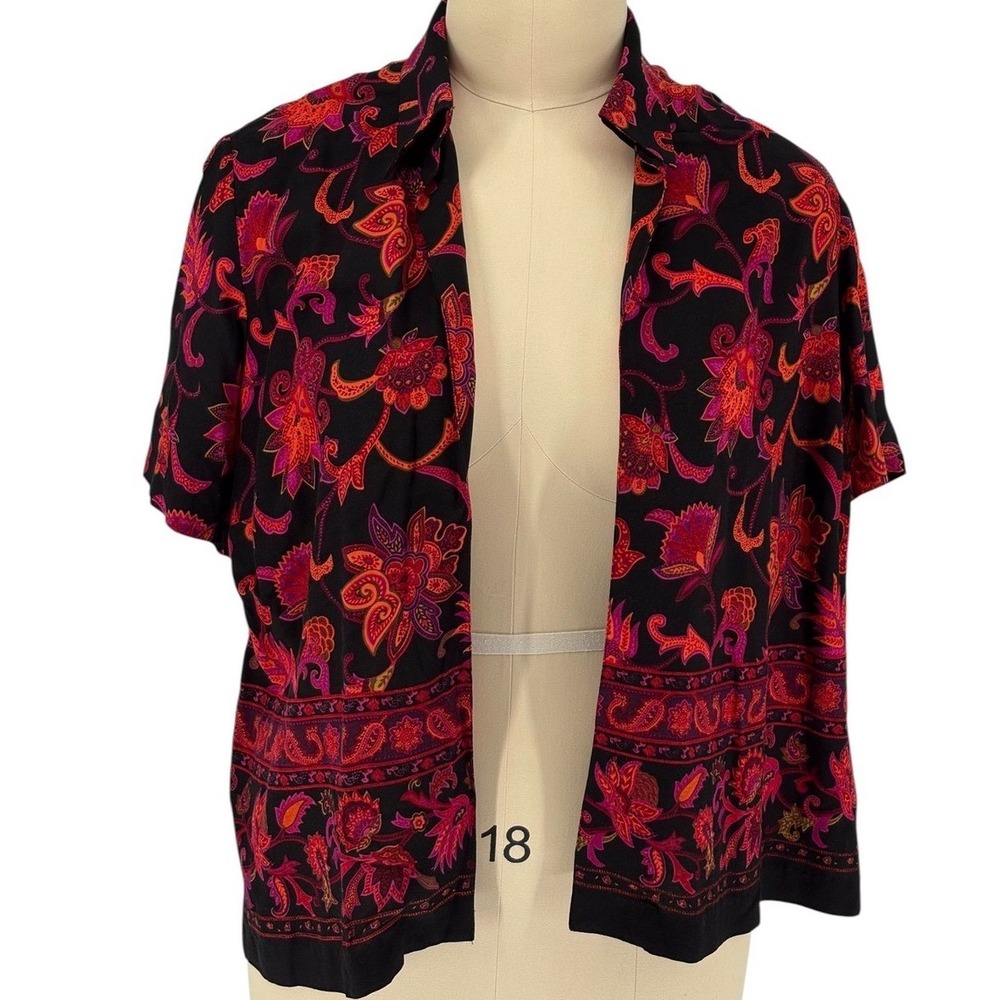 Madison Leigh Short Sleeve Open Front Black Floral Paisley 100%‎ Rayon 22W